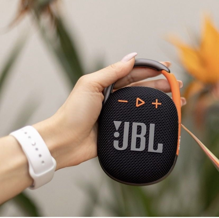 JBL Clip 4 – L’enceinte Bluetooth compacte qui t’accompagne partout